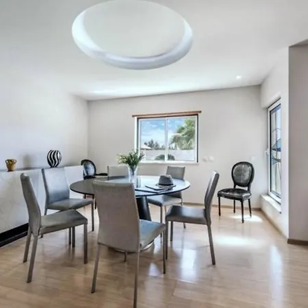 Stunnig 5 Bedroom Private Pool With Cinema * Quarteira