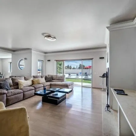 Villa Stunnig 5 Bedroom Private Pool With Cinema