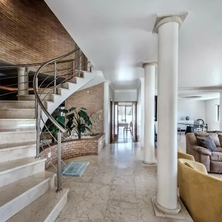 Stunnig 5 Bedroom Private Pool With Cinema Villa