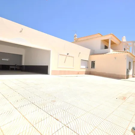 Stunnig 5 Bedroom Private Pool With Cinema * Quarteira